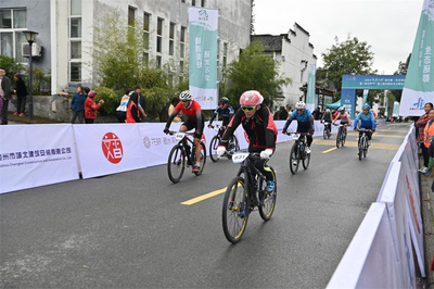 石臺縣隆重舉辦體育賽事活動，點(diǎn)燃全民運(yùn)動熱潮